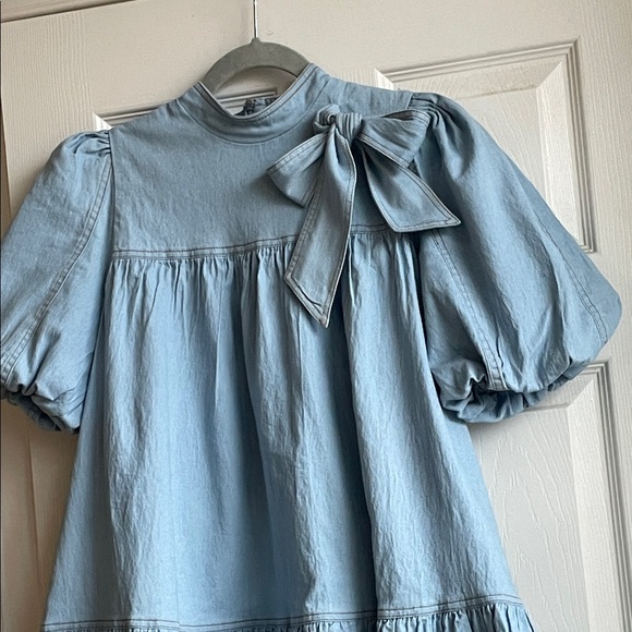 Women’s Denim Dress with Bow Accent S - Picture 3 of 4
